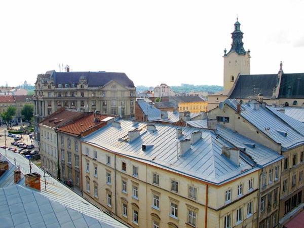 Апартаменти В Центрі На Галицький Для Чотирьох Lviv Bagian luar foto